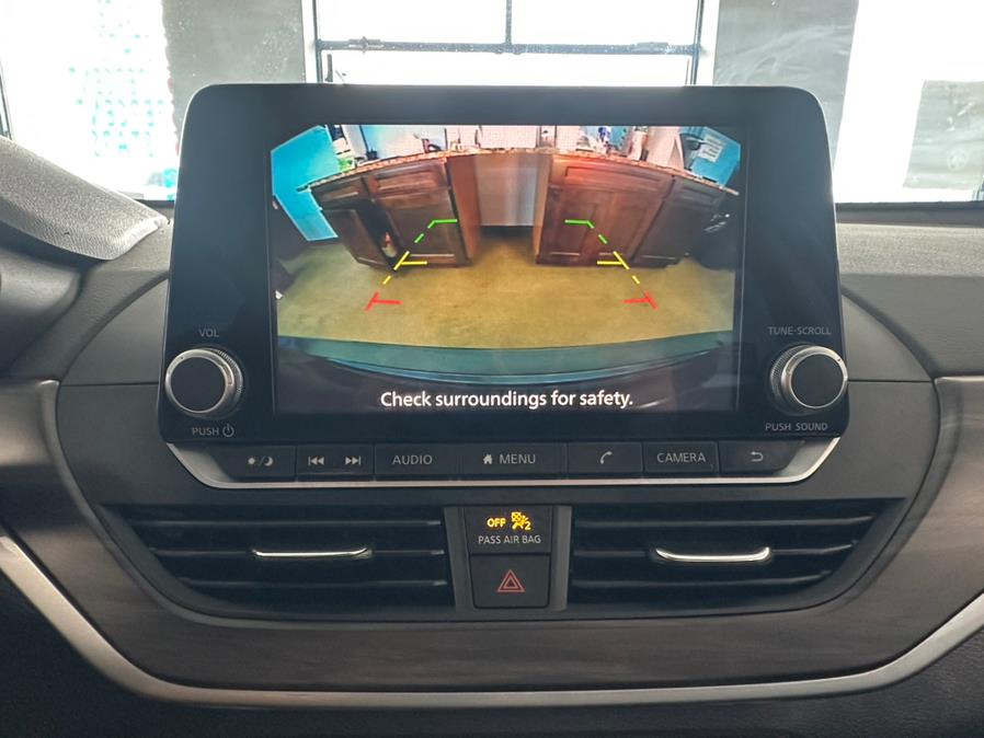 2024 Nissan Altima 2.5 SV Sedan, available for sale in Inwood, New York | 5 Towns Drive. Inwood, New York 2024 Nissan Altima 2.5 SV Sedan, available for sale in Inwood, New York | 5 Towns Drive. Inwood, New York