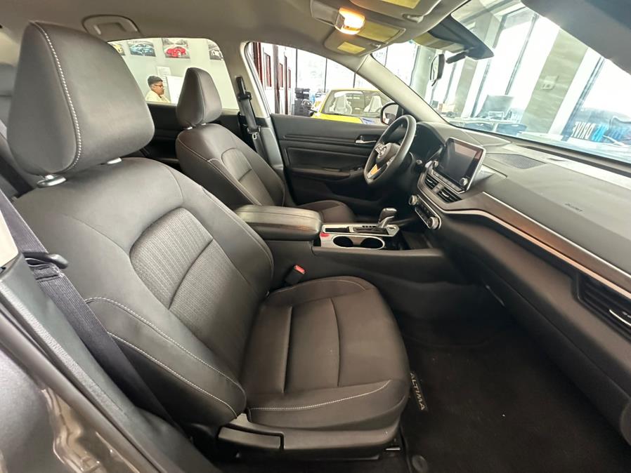 2024 Nissan Altima 2.5 SV Sedan, available for sale in Inwood, New York | 5 Towns Drive. Inwood, New York 2024 Nissan Altima 2.5 SV Sedan, available for sale in Inwood, New York | 5 Towns Drive. Inwood, New York