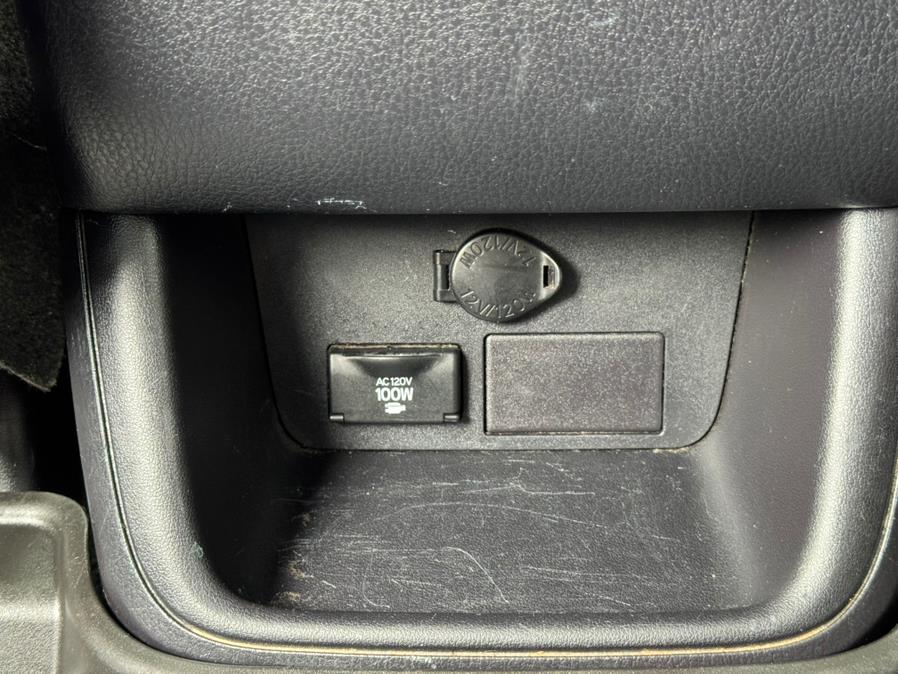 2015 Toyota Highlander AWD 4dr V6 XLE (Natl), available for sale in Irvington, New Jersey | Elis Motors Corp. Irvington, New Jersey 2015 Toyota Highlander AWD 4dr V6 XLE (Natl), available for sale in Irvington, New Jersey | Elis Motors Corp. Irvington, New Jersey