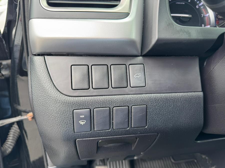 2015 Toyota Highlander AWD 4dr V6 XLE (Natl), available for sale in Irvington, New Jersey | Elis Motors Corp. Irvington, New Jersey 2015 Toyota Highlander AWD 4dr V6 XLE (Natl), available for sale in Irvington, New Jersey | Elis Motors Corp. Irvington, New Jersey