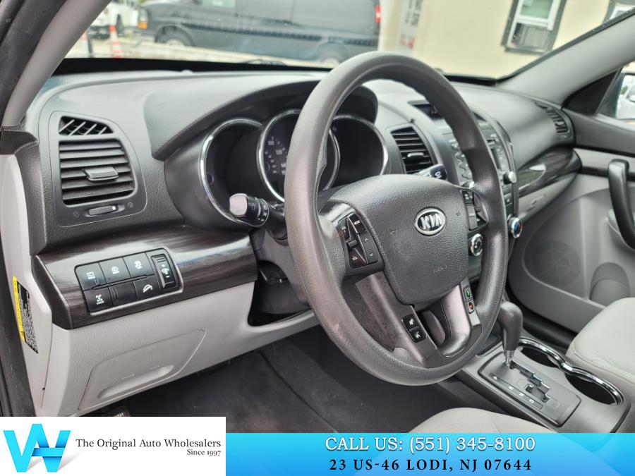 2013 Kia Sorento AWD 4dr I4-GDI LX, available for sale in Lodi, New Jersey | AW Auto & Truck Wholesalers, Inc. Lodi, New Jersey 2013 Kia Sorento AWD 4dr I4-GDI LX, available for sale in Lodi, New Jersey | AW Auto & Truck Wholesalers, Inc. Lodi, New Jersey
