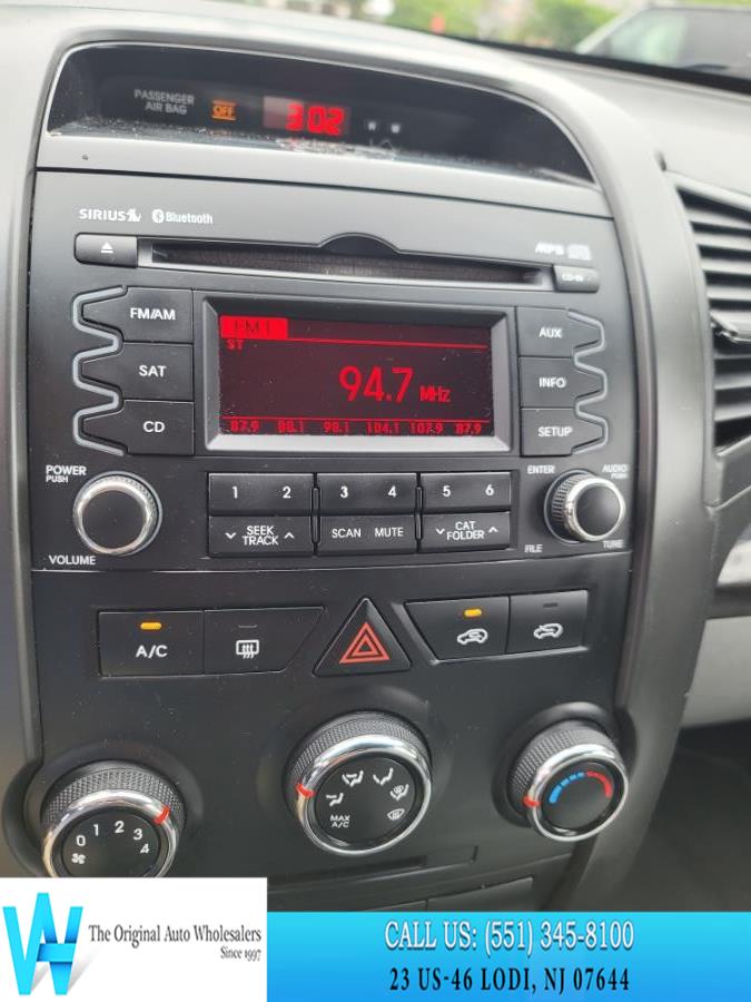 2013 Kia Sorento AWD 4dr I4-GDI LX, available for sale in Lodi, New Jersey | AW Auto & Truck Wholesalers, Inc. Lodi, New Jersey 2013 Kia Sorento AWD 4dr I4-GDI LX, available for sale in Lodi, New Jersey | AW Auto & Truck Wholesalers, Inc. Lodi, New Jersey