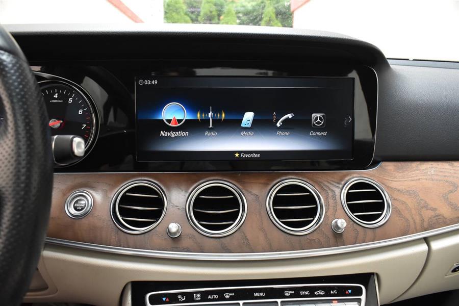 2017 Mercedes-benz E-class E 300 4dr Sedan, available for sale in Great Neck, New York | Camy Cars. Great Neck, New York 2017 Mercedes-benz E-class E 300 4dr Sedan, available for sale in Great Neck, New York | Camy Cars. Great Neck, New York