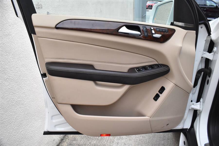 2019 Mercedes-benz Gls GLS 450 AWD 4MATIC 4dr SUV, available for sale in Great Neck, New York | Camy Cars. Great Neck, New York 2019 Mercedes-benz Gls GLS 450 AWD 4MATIC 4dr SUV, available for sale in Great Neck, New York | Camy Cars. Great Neck, New York