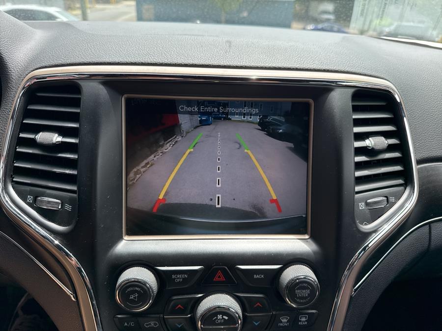 2015 Jeep Grand Cherokee 4WD 4dr Limited, available for sale in Worcester, Massachusetts | Worcester Auto Outlet LLC. Worcester, Massachusetts 2015 Jeep Grand Cherokee 4WD 4dr Limited, available for sale in Worcester, Massachusetts | Worcester Auto Outlet LLC. Worcester, Massachusetts