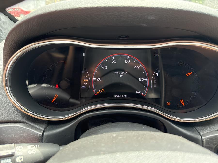 2015 Jeep Grand Cherokee 4WD 4dr Limited, available for sale in Worcester, Massachusetts | Worcester Auto Outlet LLC. Worcester, Massachusetts 2015 Jeep Grand Cherokee 4WD 4dr Limited, available for sale in Worcester, Massachusetts | Worcester Auto Outlet LLC. Worcester, Massachusetts