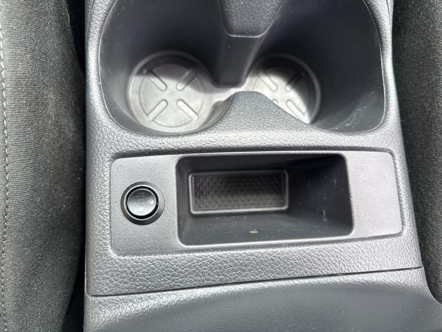 2015 Nissan Rogue AWD 4dr SV, available for sale in Worcester, Massachusetts | Worcester Auto Outlet LLC. Worcester, Massachusetts 2015 Nissan Rogue AWD 4dr SV, available for sale in Worcester, Massachusetts | Worcester Auto Outlet LLC. Worcester, Massachusetts