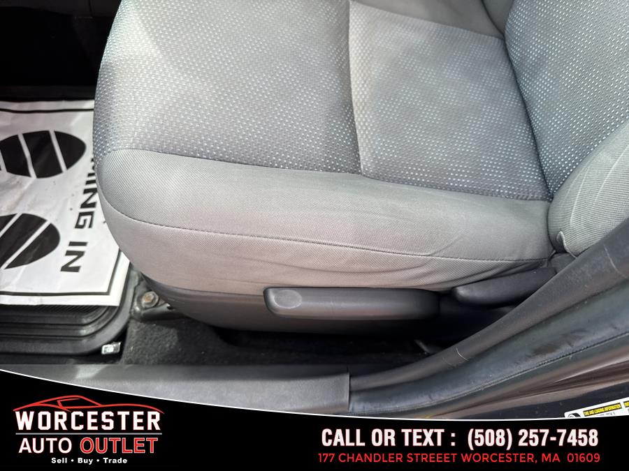 2009 Toyota Matrix 5dr Wgn Auto S FWD (SE), available for sale in Worcester, Massachusetts | Worcester Auto Outlet LLC. Worcester, Massachusetts 2009 Toyota Matrix 5dr Wgn Auto S FWD (SE), available for sale in Worcester, Massachusetts | Worcester Auto Outlet LLC. Worcester, Massachusetts