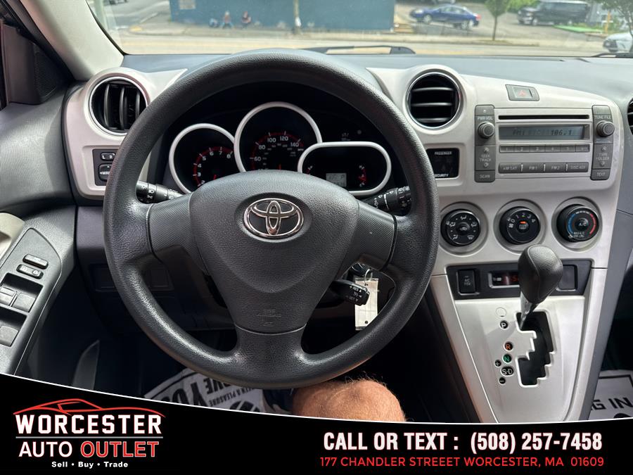 2009 Toyota Matrix 5dr Wgn Auto S FWD (SE), available for sale in Worcester, Massachusetts | Worcester Auto Outlet LLC. Worcester, Massachusetts 2009 Toyota Matrix 5dr Wgn Auto S FWD (SE), available for sale in Worcester, Massachusetts | Worcester Auto Outlet LLC. Worcester, Massachusetts