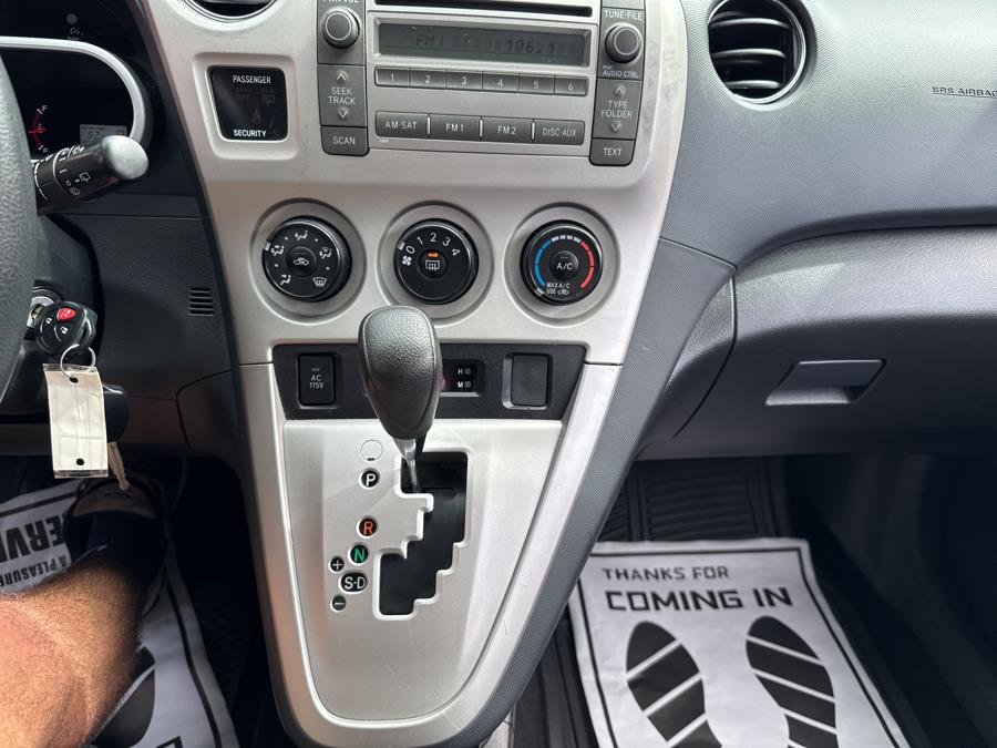 2009 Toyota Matrix 5dr Wgn Auto S FWD (SE), available for sale in Worcester, Massachusetts | Worcester Auto Outlet LLC. Worcester, Massachusetts 2009 Toyota Matrix 5dr Wgn Auto S FWD (SE), available for sale in Worcester, Massachusetts | Worcester Auto Outlet LLC. Worcester, Massachusetts