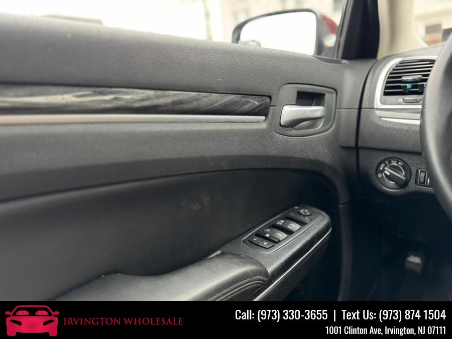 2015 Chrysler 300 4dr Sdn Limited AWD, available for sale in Irvington, New Jersey | Irvington Wholesale Group. Irvington, New Jersey 2015 Chrysler 300 4dr Sdn Limited AWD, available for sale in Irvington, New Jersey | Irvington Wholesale Group. Irvington, New Jersey