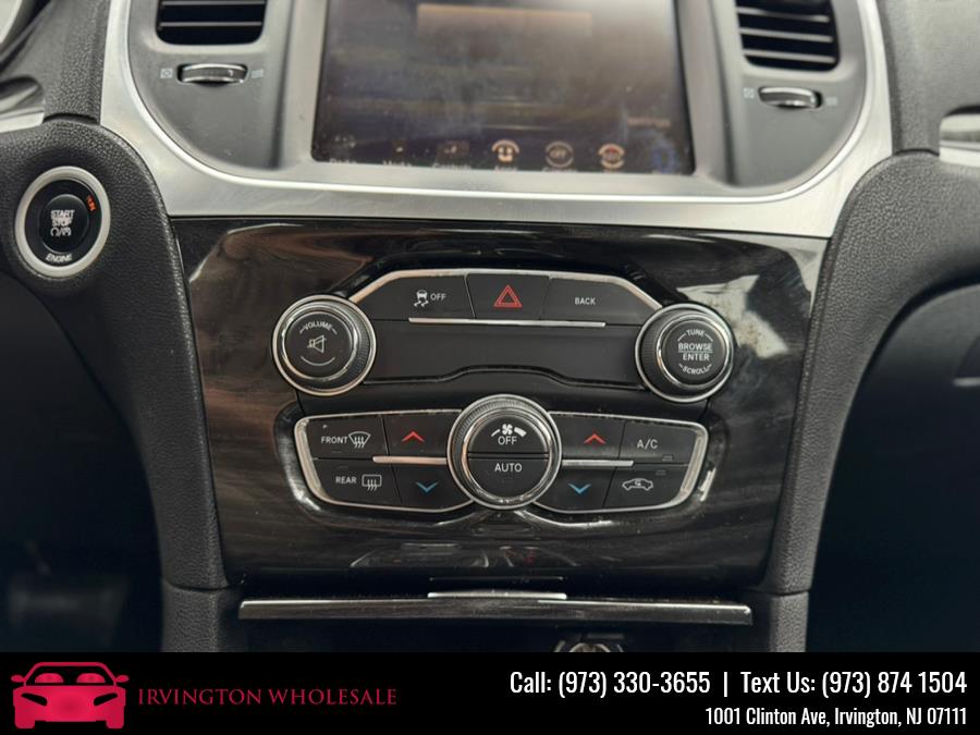 2015 Chrysler 300 4dr Sdn Limited AWD, available for sale in Irvington, New Jersey | Irvington Wholesale Group. Irvington, New Jersey 2015 Chrysler 300 4dr Sdn Limited AWD, available for sale in Irvington, New Jersey | Irvington Wholesale Group. Irvington, New Jersey