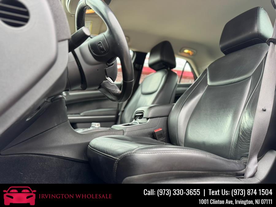 2015 Chrysler 300 4dr Sdn Limited AWD, available for sale in Irvington, New Jersey | Irvington Wholesale Group. Irvington, New Jersey 2015 Chrysler 300 4dr Sdn Limited AWD, available for sale in Irvington, New Jersey | Irvington Wholesale Group. Irvington, New Jersey