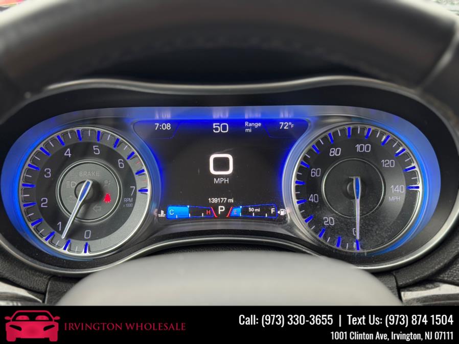 2015 Chrysler 300 4dr Sdn Limited AWD, available for sale in Irvington, New Jersey | Irvington Wholesale Group. Irvington, New Jersey 2015 Chrysler 300 4dr Sdn Limited AWD, available for sale in Irvington, New Jersey | Irvington Wholesale Group. Irvington, New Jersey