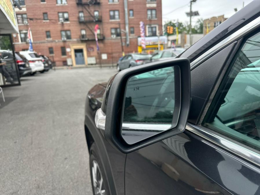 2020 GMC Acadia AWD 4dr SLE, available for sale in Irvington, New Jersey | RT 603 Auto Mall. Irvington, New Jersey 2020 GMC Acadia AWD 4dr SLE, available for sale in Irvington, New Jersey | RT 603 Auto Mall. Irvington, New Jersey