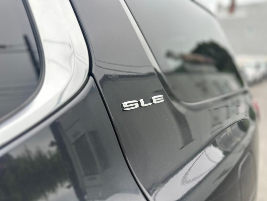2020 GMC Acadia AWD 4dr SLE, available for sale in Irvington, New Jersey | RT 603 Auto Mall. Irvington, New Jersey 2020 GMC Acadia AWD 4dr SLE, available for sale in Irvington, New Jersey | RT 603 Auto Mall. Irvington, New Jersey