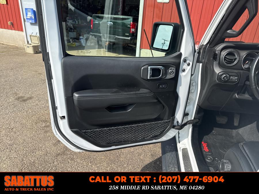 2021 Jeep Wrangler Unlimited Sahara 4x4, available for sale in Sabattus, Maine | Sabattus Auto and Truck Sales Inc. Sabattus, Maine 2021 Jeep Wrangler Unlimited Sahara 4x4, available for sale in Sabattus, Maine | Sabattus Auto and Truck Sales Inc. Sabattus, Maine