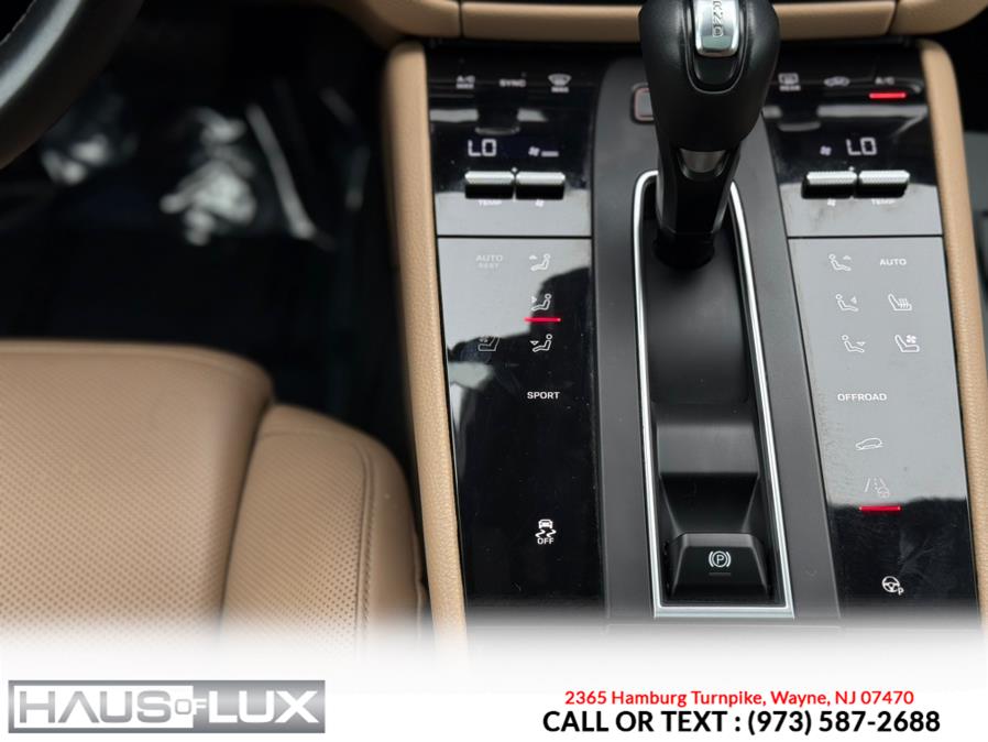 2022 Porsche Macan AWD, available for sale in Wayne, New Jersey | Haus of Lux. Wayne, New Jersey 2022 Porsche Macan AWD, available for sale in Wayne, New Jersey | Haus of Lux. Wayne, New Jersey