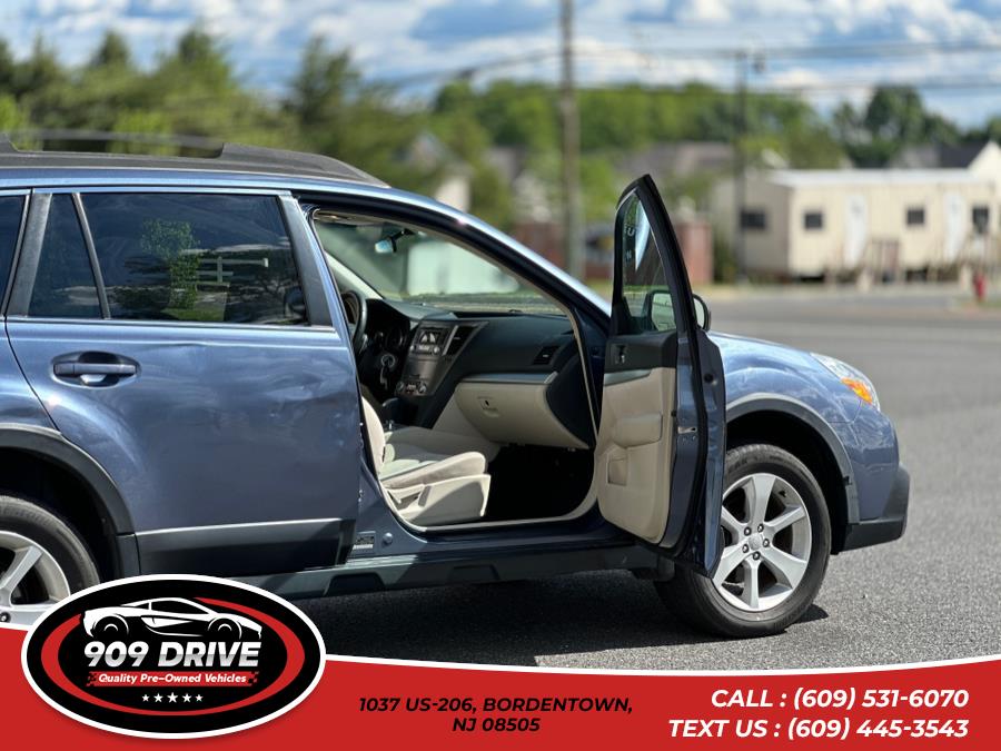 2013 Subaru Outback 2.5i Premium, available for sale in BORDENTOWN, New Jersey | 909 Drive. BORDENTOWN, New Jersey 2013 Subaru Outback 2.5i Premium, available for sale in BORDENTOWN, New Jersey | 909 Drive. BORDENTOWN, New Jersey