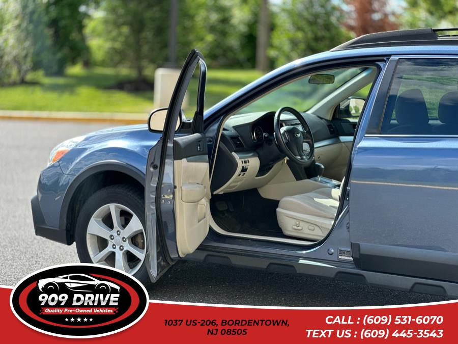 2013 Subaru Outback 2.5i Premium, available for sale in BORDENTOWN, New Jersey | 909 Drive. BORDENTOWN, New Jersey 2013 Subaru Outback 2.5i Premium, available for sale in BORDENTOWN, New Jersey | 909 Drive. BORDENTOWN, New Jersey