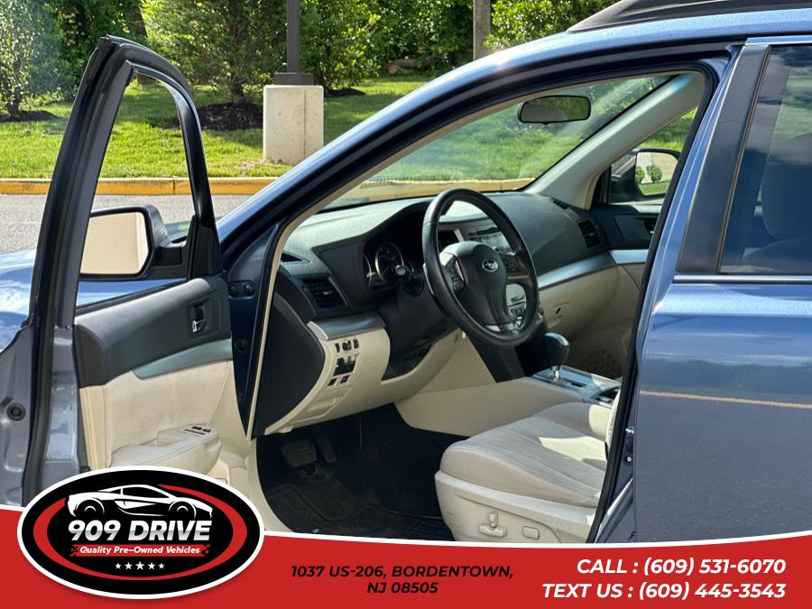 2013 Subaru Outback 2.5i Premium, available for sale in BORDENTOWN, New Jersey | 909 Drive. BORDENTOWN, New Jersey 2013 Subaru Outback 2.5i Premium, available for sale in BORDENTOWN, New Jersey | 909 Drive. BORDENTOWN, New Jersey
