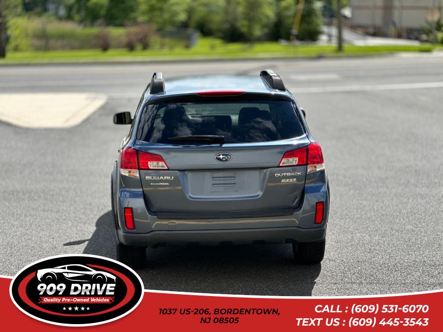 2013 Subaru Outback 2.5i Premium, available for sale in BORDENTOWN, New Jersey | 909 Drive. BORDENTOWN, New Jersey 2013 Subaru Outback 2.5i Premium, available for sale in BORDENTOWN, New Jersey | 909 Drive. BORDENTOWN, New Jersey