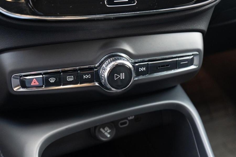 2023 Volvo Xc40 B5 AWD Ultimate Dark Theme, available for sale in Woodside, New York | Drive Central. Woodside, New York 2023 Volvo Xc40 B5 AWD Ultimate Dark Theme, available for sale in Woodside, New York | Drive Central. Woodside, New York
