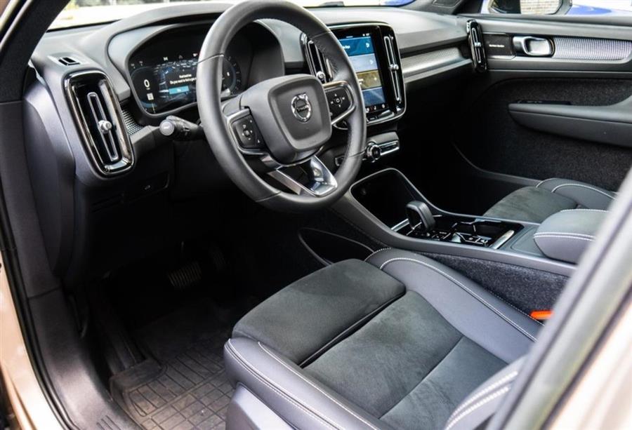 2023 Volvo Xc40 B5 AWD Ultimate Dark Theme, available for sale in Woodside, New York | Drive Central. Woodside, New York 2023 Volvo Xc40 B5 AWD Ultimate Dark Theme, available for sale in Woodside, New York | Drive Central. Woodside, New York