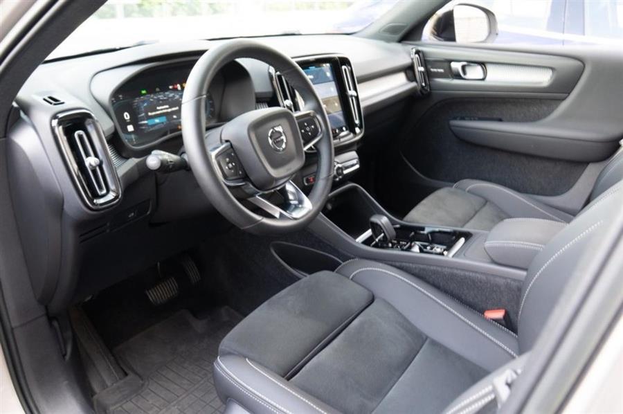 2023 Volvo Xc40 B5 AWD Ultimate Dark Theme, available for sale in Woodside, New York | Drive Central. Woodside, New York 2023 Volvo Xc40 B5 AWD Ultimate Dark Theme, available for sale in Woodside, New York | Drive Central. Woodside, New York