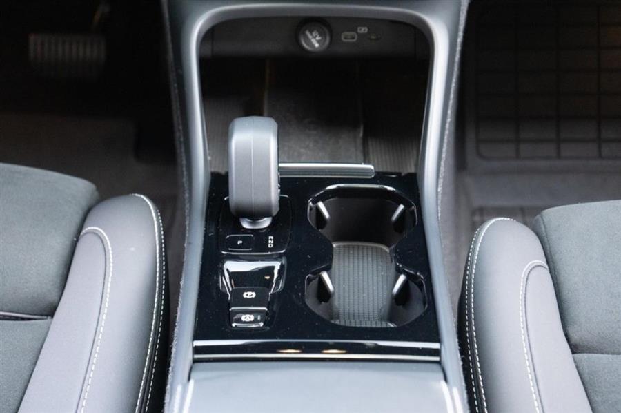 2023 Volvo Xc40 B5 AWD Ultimate Dark Theme, available for sale in Woodside, New York | Drive Central. Woodside, New York 2023 Volvo Xc40 B5 AWD Ultimate Dark Theme, available for sale in Woodside, New York | Drive Central. Woodside, New York