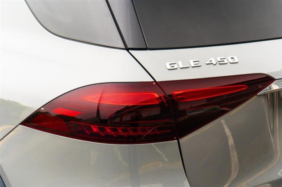 2024 Mercedes-benz Gle GLE 450 4MATIC, available for sale in Woodside, New York | Drive Central. Woodside, New York 2024 Mercedes-benz Gle GLE 450 4MATIC, available for sale in Woodside, New York | Drive Central. Woodside, New York