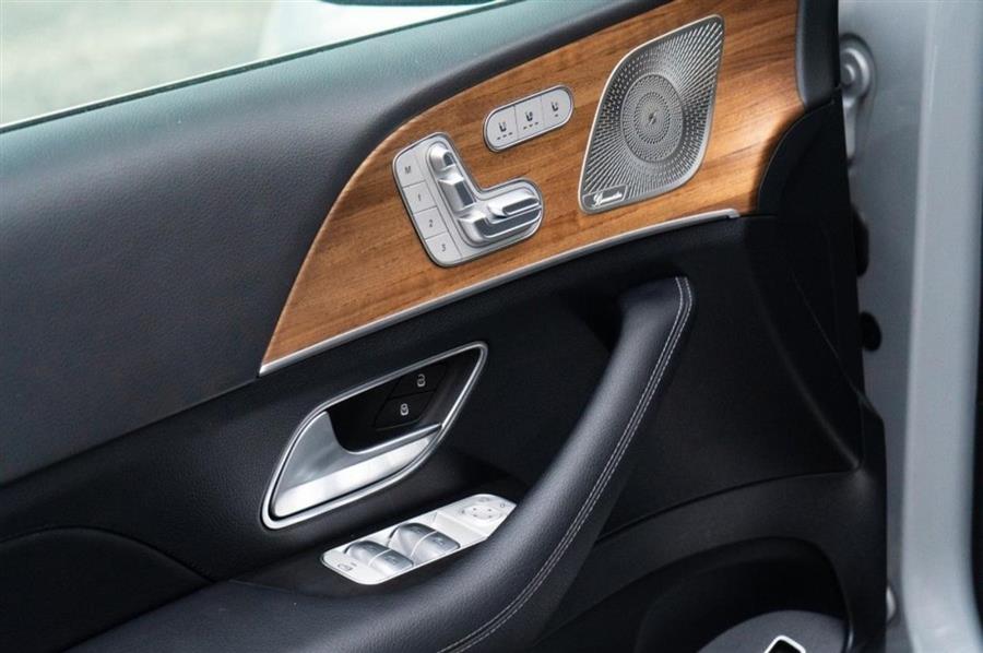 2024 Mercedes-benz Gle GLE 450 4MATIC, available for sale in Woodside, New York | Drive Central. Woodside, New York 2024 Mercedes-benz Gle GLE 450 4MATIC, available for sale in Woodside, New York | Drive Central. Woodside, New York