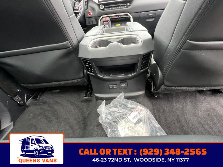 2022 Toyota Tundra 4WD Limited CrewMax 6.5'' Bed (Natl), available for sale in Woodside, New York | Queens Vans LLC. Woodside, New York 2022 Toyota Tundra 4WD Limited CrewMax 6.5'' Bed (Natl), available for sale in Woodside, New York | Queens Vans LLC. Woodside, New York