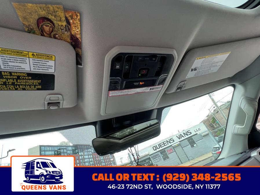 2022 Toyota Tundra 4WD Limited CrewMax 6.5'' Bed (Natl), available for sale in Woodside, New York | Queens Vans LLC. Woodside, New York 2022 Toyota Tundra 4WD Limited CrewMax 6.5'' Bed (Natl), available for sale in Woodside, New York | Queens Vans LLC. Woodside, New York