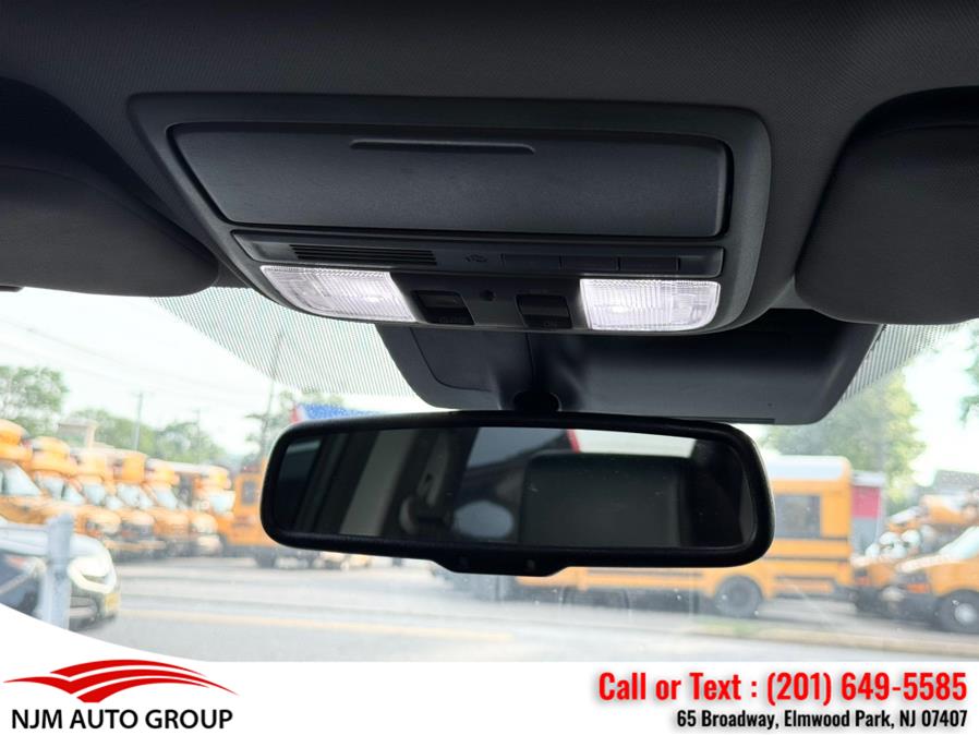 2018 Honda CR-V Touring AWD, available for sale in Elmwood Park, New Jersey | NJM Auto Group. Elmwood Park, New Jersey 2018 Honda CR-V Touring AWD, available for sale in Elmwood Park, New Jersey | NJM Auto Group. Elmwood Park, New Jersey