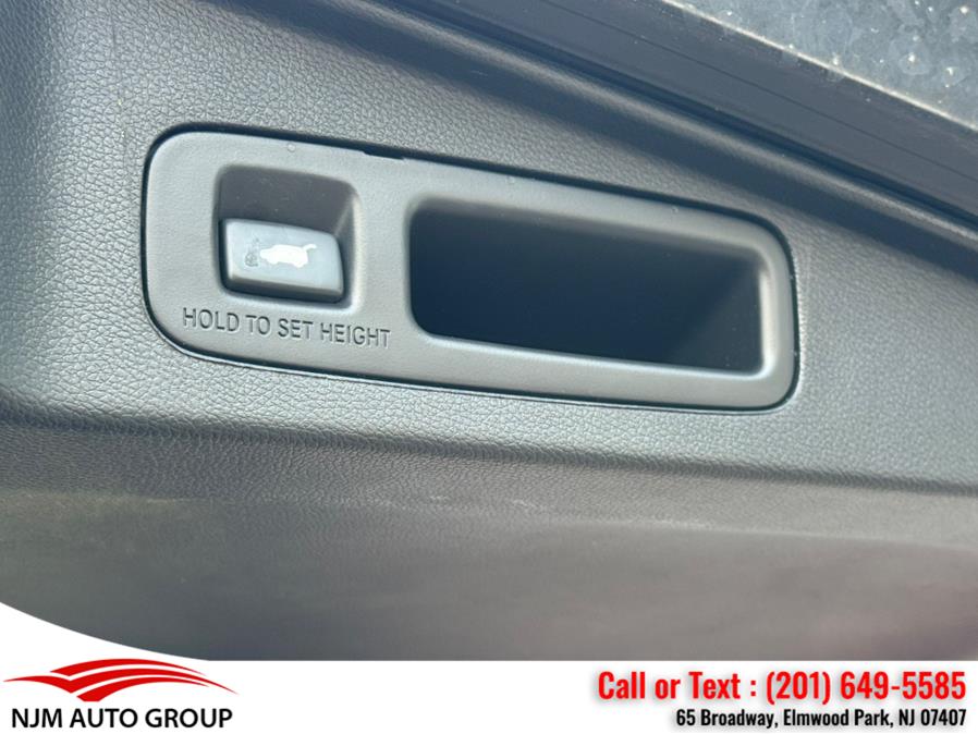 2018 Honda CR-V Touring AWD, available for sale in Elmwood Park, New Jersey | NJM Auto Group. Elmwood Park, New Jersey 2018 Honda CR-V Touring AWD, available for sale in Elmwood Park, New Jersey | NJM Auto Group. Elmwood Park, New Jersey