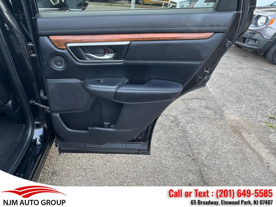 2018 Honda CR-V Touring AWD, available for sale in Elmwood Park, New Jersey | NJM Auto Group. Elmwood Park, New Jersey 2018 Honda CR-V Touring AWD, available for sale in Elmwood Park, New Jersey | NJM Auto Group. Elmwood Park, New Jersey