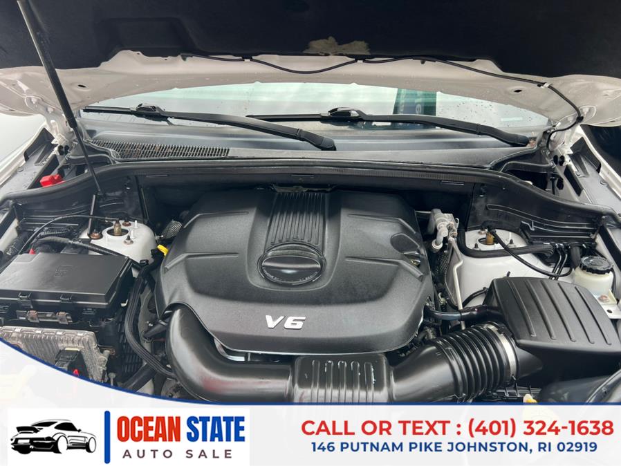 2015 Jeep Grand Cherokee 4WD 4dr Overland, available for sale in Johnston, Rhode Island | Ocean State Auto Sales. Johnston, Rhode Island 2015 Jeep Grand Cherokee 4WD 4dr Overland, available for sale in Johnston, Rhode Island | Ocean State Auto Sales. Johnston, Rhode Island