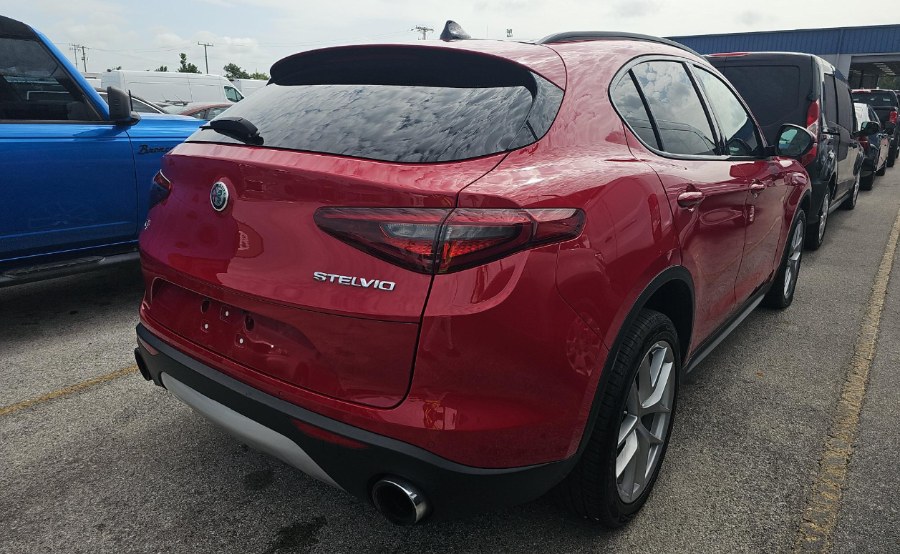 2018 Alfa Romeo Stelvio Ti Sport AWD, available for sale in Fort Myers, Florida | Carlux Fort Myers. Fort Myers, Florida 2018 Alfa Romeo Stelvio Ti Sport AWD, available for sale in Fort Myers, Florida | Carlux Fort Myers. Fort Myers, Florida