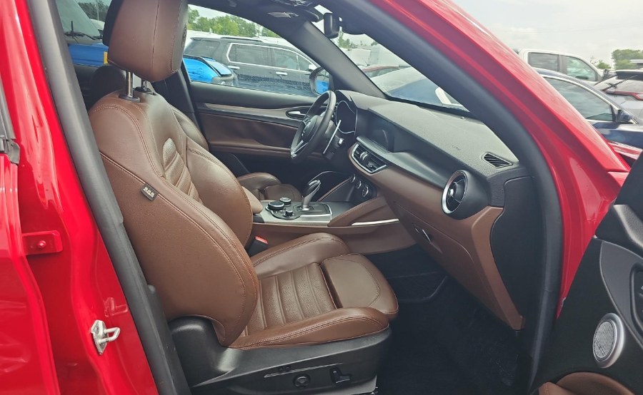 2018 Alfa Romeo Stelvio Ti Sport AWD, available for sale in Fort Myers, Florida | Carlux Fort Myers. Fort Myers, Florida 2018 Alfa Romeo Stelvio Ti Sport AWD, available for sale in Fort Myers, Florida | Carlux Fort Myers. Fort Myers, Florida