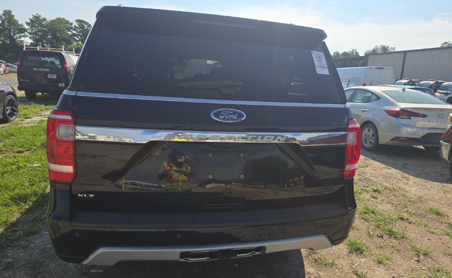 2019 Ford Expedition Max XLT 4x4, available for sale in Fort Myers, Florida | Carlux Fort Myers. Fort Myers, Florida 2019 Ford Expedition Max XLT 4x4, available for sale in Fort Myers, Florida | Carlux Fort Myers. Fort Myers, Florida