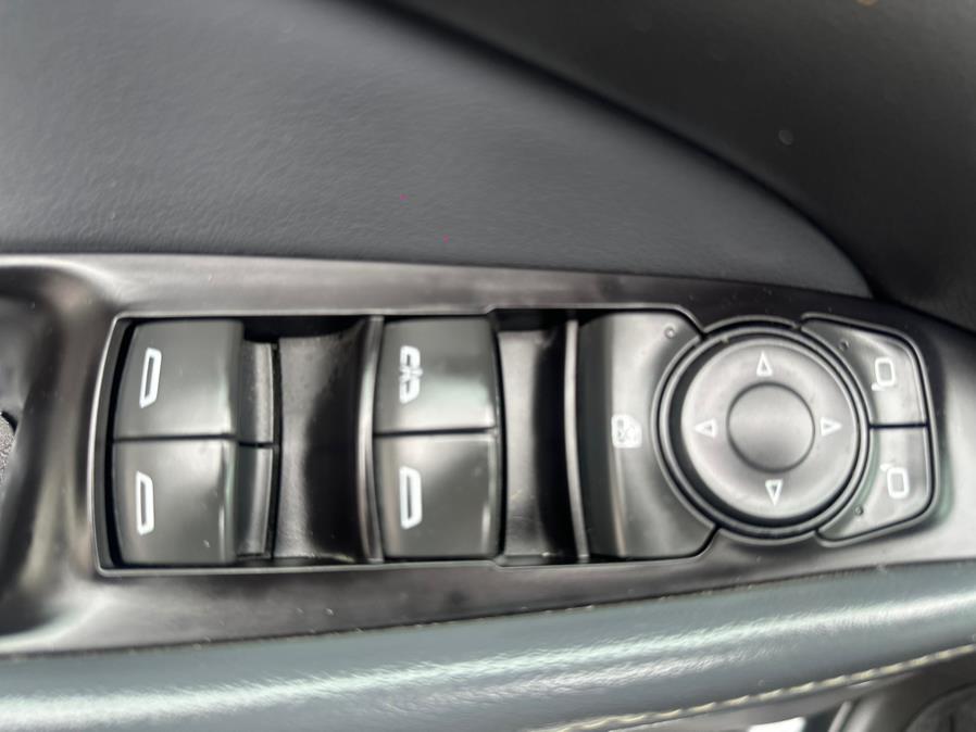 2019 Buick Enclave FWD 4dr Essence, available for sale in Irvington, New Jersey | Best Cars R Us. Irvington, New Jersey 2019 Buick Enclave FWD 4dr Essence, available for sale in Irvington, New Jersey | Best Cars R Us. Irvington, New Jersey