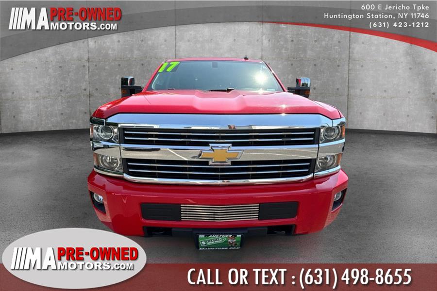 2017 Chevrolet Silverado 2500HD LT photo 3