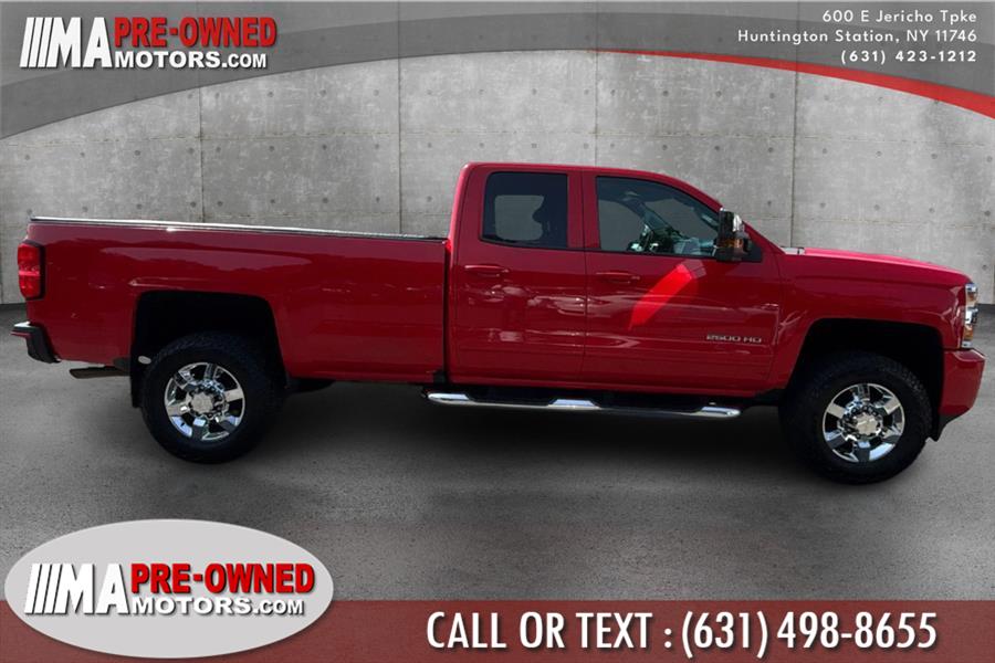 2017 Chevrolet Silverado 2500HD LT photo 4