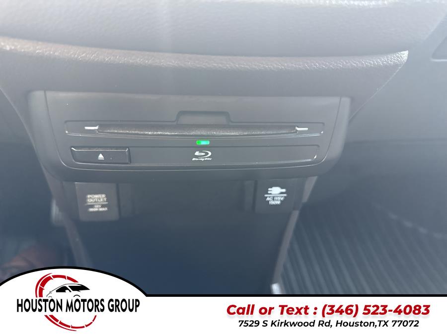 2018 Honda Odyssey Touring Auto, available for sale in Houston, Texas | Houston Motors Group LLC. Houston, Texas 2018 Honda Odyssey Touring Auto, available for sale in Houston, Texas | Houston Motors Group LLC. Houston, Texas