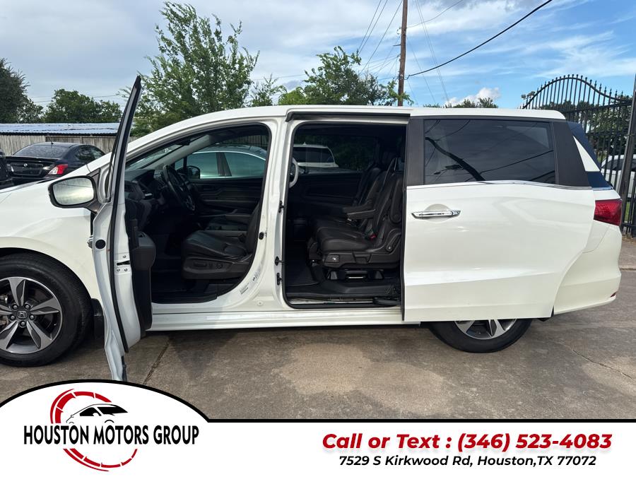 2018 Honda Odyssey Touring Auto, available for sale in Houston, Texas | Houston Motors Group LLC. Houston, Texas 2018 Honda Odyssey Touring Auto, available for sale in Houston, Texas | Houston Motors Group LLC. Houston, Texas