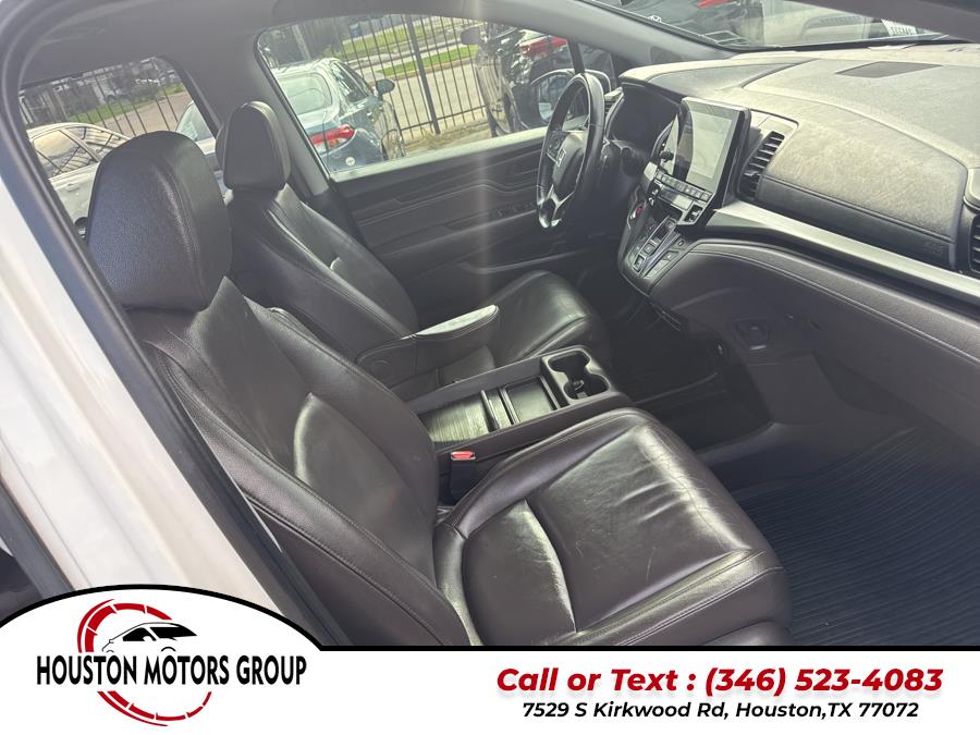 2018 Honda Odyssey Touring Auto, available for sale in Houston, Texas | Houston Motors Group LLC. Houston, Texas 2018 Honda Odyssey Touring Auto, available for sale in Houston, Texas | Houston Motors Group LLC. Houston, Texas