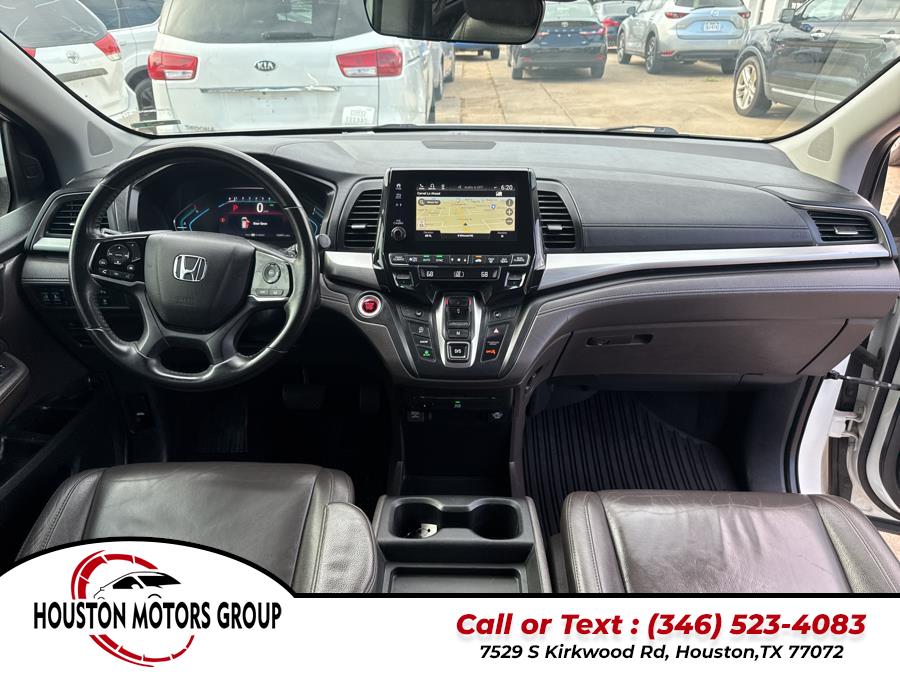 2018 Honda Odyssey Touring Auto, available for sale in Houston, Texas | Houston Motors Group LLC. Houston, Texas 2018 Honda Odyssey Touring Auto, available for sale in Houston, Texas | Houston Motors Group LLC. Houston, Texas