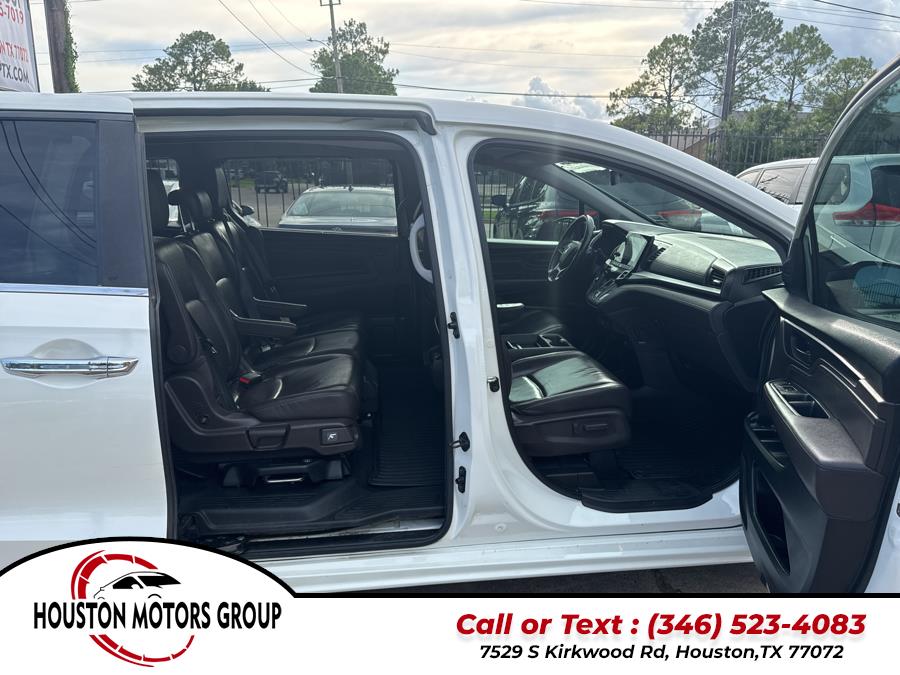 2018 Honda Odyssey Touring Auto, available for sale in Houston, Texas | Houston Motors Group LLC. Houston, Texas 2018 Honda Odyssey Touring Auto, available for sale in Houston, Texas | Houston Motors Group LLC. Houston, Texas