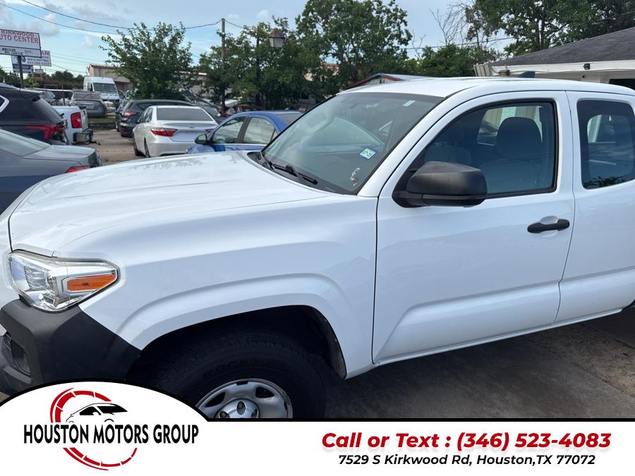 2017 Toyota Tacoma SR Access Cab 6'' Bed I4 4x2 AT (Natl), available for sale in Houston, Texas | Houston Motors Group LLC. Houston, Texas 2017 Toyota Tacoma SR Access Cab 6'' Bed I4 4x2 AT (Natl), available for sale in Houston, Texas | Houston Motors Group LLC. Houston, Texas